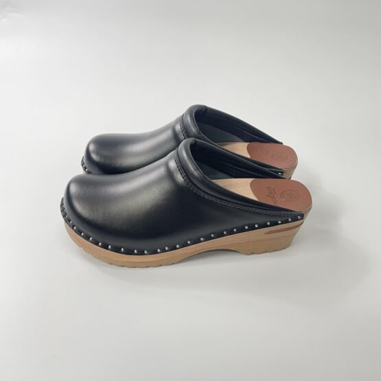 Troentorp | トロエントープ　Swedish Clog / Plain Toe - BLACK / NATURAL