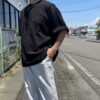 【Men's】THE HOMMARGE EFFORT | ザ・オマージュ　Mockneck Dropshoulder Tee - BLACK - 画像 (3)