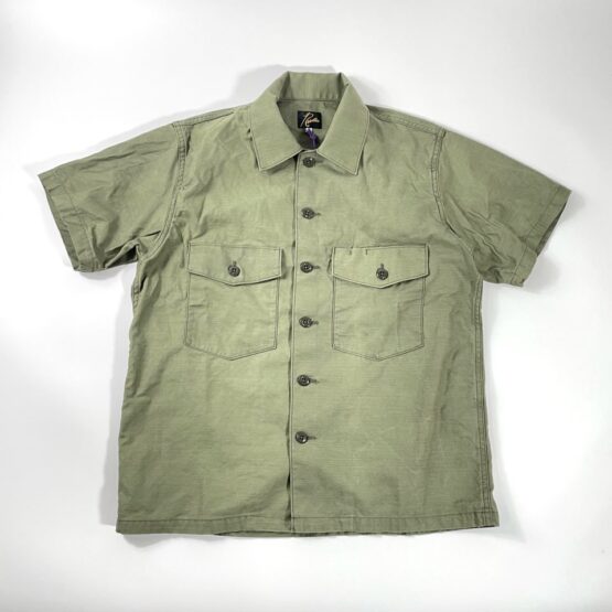 【Unisex】NEEDLES | ニードルズ　S/S Fatigue Shirt 〔Backsateen〕- OLIVE [MR232]