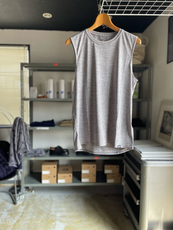 【Men's】patagonia | パタゴニア　Men's Sleeveless Capilene Cool Daily Shirt - FEATHER GREY [45255]