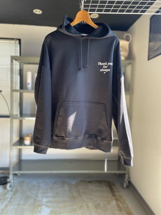 【Unisex】melple | メイプル　melple×SALVAGE PUBLIC Thank you Hoodie - BLACK