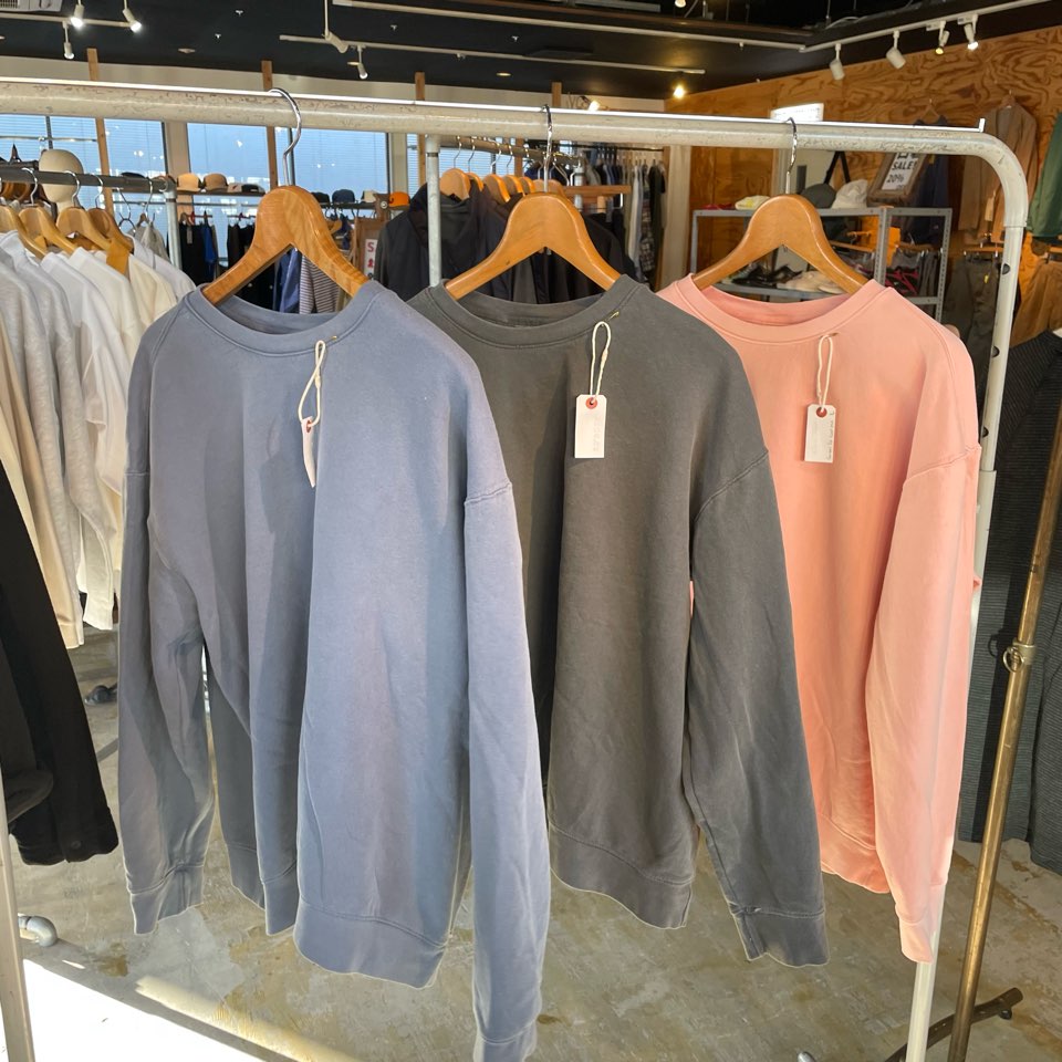 【Unisex】the hommage effort | オマージュ Garment Dye Crew Sweat - PEACH - 画像 (14)
