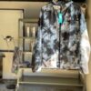 【Men's】STAMP Run&CO | スタンプ ランアンドカンパニー　STAMP Hoodie "SUPPORT YOUR LOCAL." - TIE DYE BLACK - 画像 (8)