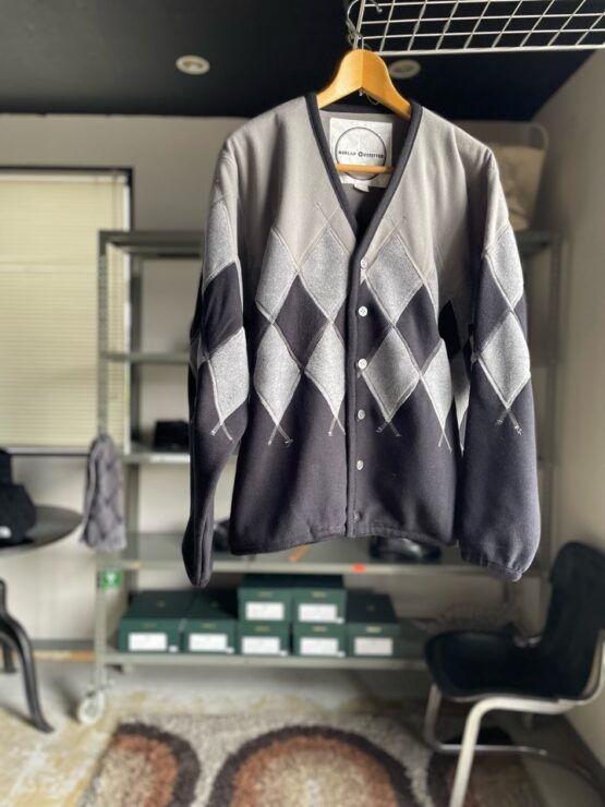 【Men's】BURLAP OUTFITTER | バーラップアウトフィッター　Argyle Fleece Cardigan - GREY / BLACK