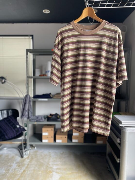 【Unisex】WALLA WALLA SPORT | ワラワラスポーツ　S/S Stripe Tee - BROWN / BEIGE