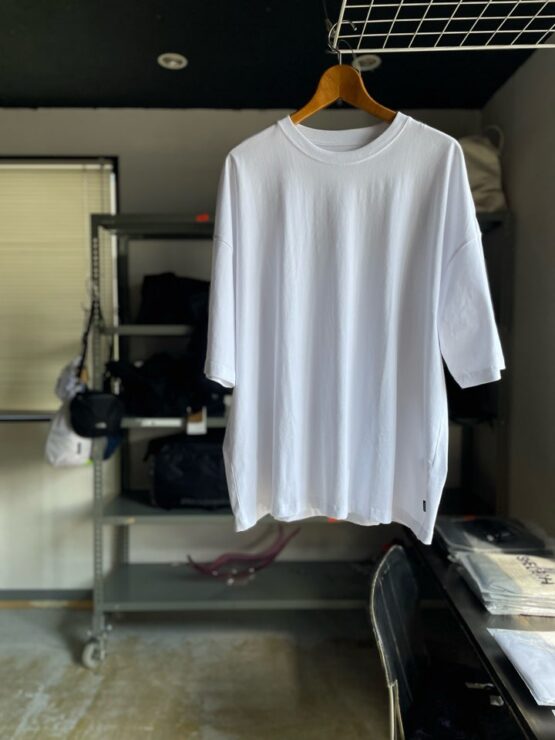 【Men's】Less by SHELTECH | シェルテック　Wide Tee - WHITE
