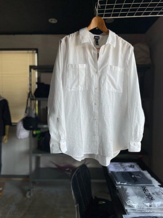 【Ladies】patagonia | パタゴニア　Women's LW A/C Buttondown - WHITE