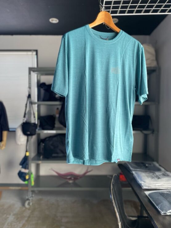 【Men's】patagonia | パタゴニア　M's Cap Cool Daily Graphic Shirt - STRATASPIRE : WETLAND BLUE X-DYE [45235]