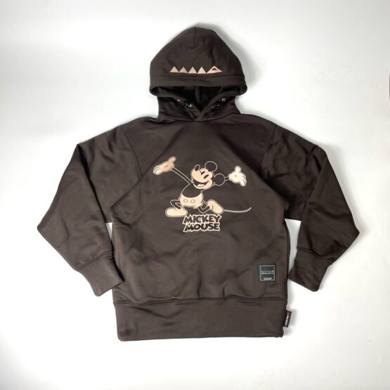 【Unisex】MOUNTAIN MARTIAL ARTS | マウンテンマーシャルアーツ　MMA×MICKEY “SUPER POWER” POLARTEC® Hoodie - DARK BROWN [MMA19-73]
