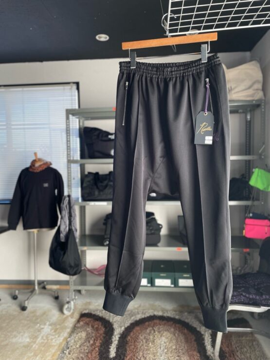 【Unisex】Needles | ニードルズ　Sarouel Track Pant [Poly Smooth] - BLACK
