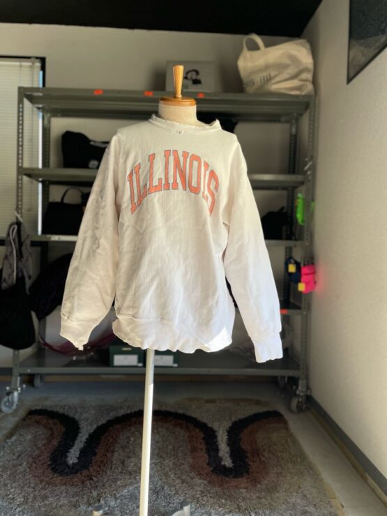 【USED】Champion　Reverse weave "ILLION"