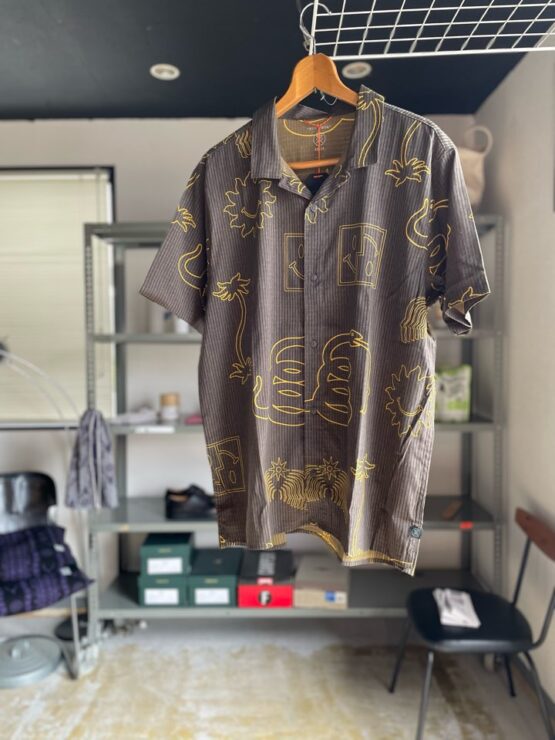【Men's】RUN AMOK | ランアモック　Bless Up Trail Shirt - BROWN