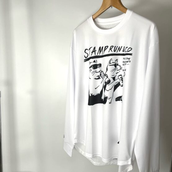 【Unisex】STAMP Run&Co | スタンプ ランアンドカンパニー　STAMP Long Sleeve Tee "Two Cats" - WHITE