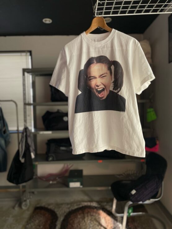 【Unesex】Bjork × Kevin Cummins Photo Grahic S/S Tee - WHITE