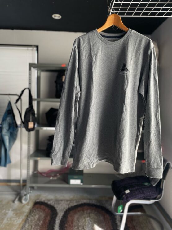 【Men's】patagonia | パタゴニア　Men's L/S Chouinard Crest Responsibili-Tee - GRAVEL HEATER