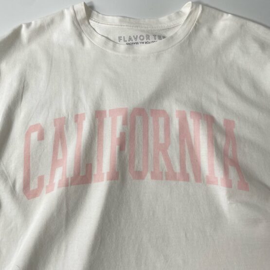 【Ladies】FLAVOR TEE | フレーバーティー　Print Big Tee〔CALIFORNIA〕- WHITE JASMINE [23103B05WJM]
