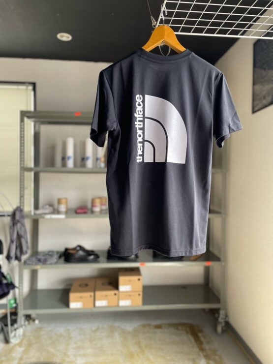 【Men's】THE NORTH FACE | ザ・ノースフェイス　S/S Run Mesh Half Dome Tee - ブラック [NT32471]
