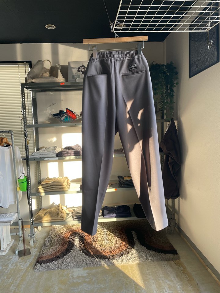 【Men's】BIG MIKE | ビッグマイク Pin Tuck Tropical Easy Pants - GRAY - 画像 (14)