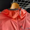 【Ladies】patagonia | パタゴニア　Women's Airshed Pro Pullover -  COHO CORAL [24197] - 画像 (3)