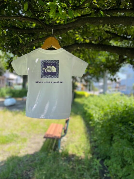 【Kid's】THE NORTH FACE | ザ・ノースフェイス　Baby S/S Bandana Square Logo Tee - W ホワイト [NTB32546]