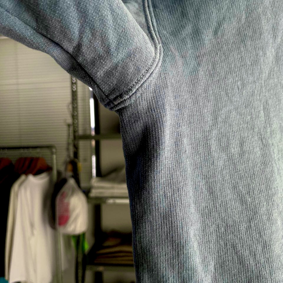 【Unisex】the hommage effort | オマージュ Garment Dye Sweat Hoodie - BLUE - 画像 (9)