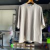 【Men's】THE HOMMARGE EFFORT | ザ・オマージュ　Mockneck Dropshoulder Tee - BEIGE - 画像 (2)