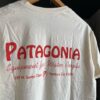 【Men's】patagonia | パタゴニア　Men's Water People Organic Pocket T-Shirt - WATER PEOPLE BANNER : UNDYED NATURAL [37734] - 画像 (10)