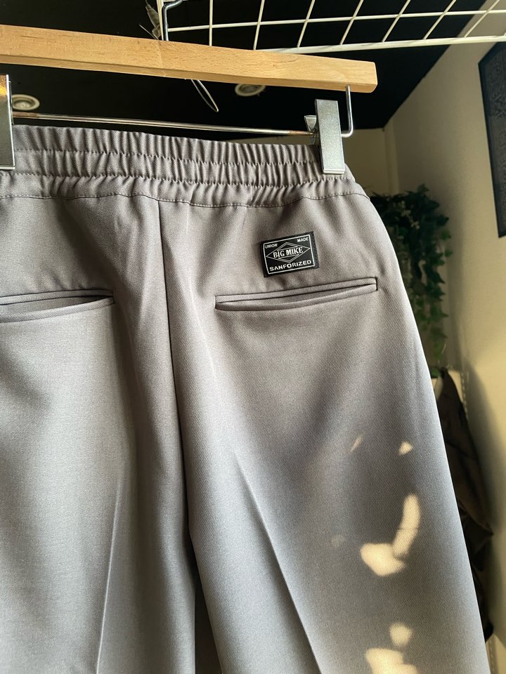 【Men's】BIG MIKE | ビッグマイク Pin Tuck Tropical Easy Pants - GRAY - 画像 (12)