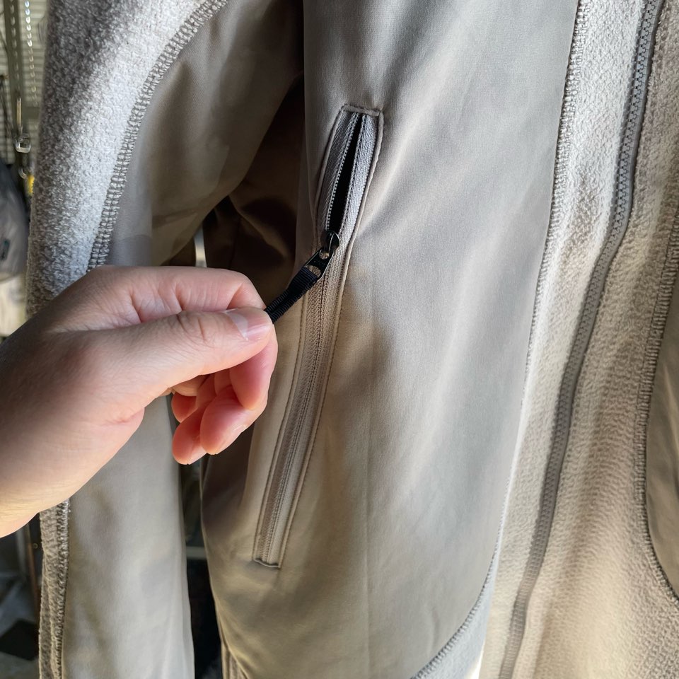 【Men's】THE NORTH FACE | ザ・ノースフェイス Versa Vent Fleece Jacket - FS フォッシルアイボリー×ストーンラブ - 画像 (12)