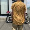 【Men's】patagonia | パタゴニア　Men's Go To Shirt - SKUNKS : SIENNA CLAY [52691] - 画像 (9)