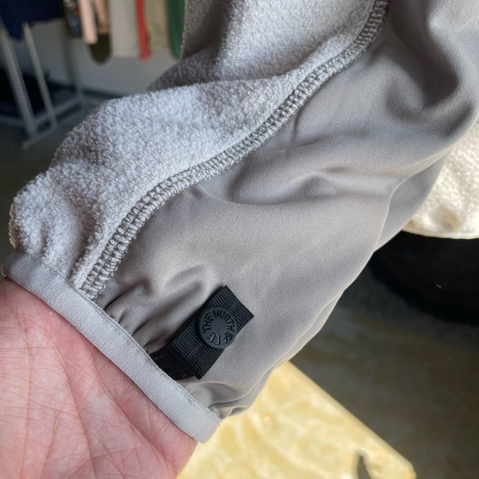 【Men's】THE NORTH FACE | ザ・ノースフェイス Versa Vent Fleece Jacket - FS フォッシルアイボリー×ストーンラブ - 画像 (11)