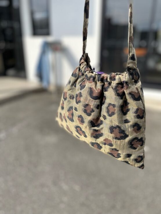 【Unisex】NEEDLES | ニードルズ　Elastic Pochette - LEOPARD[NS071]
