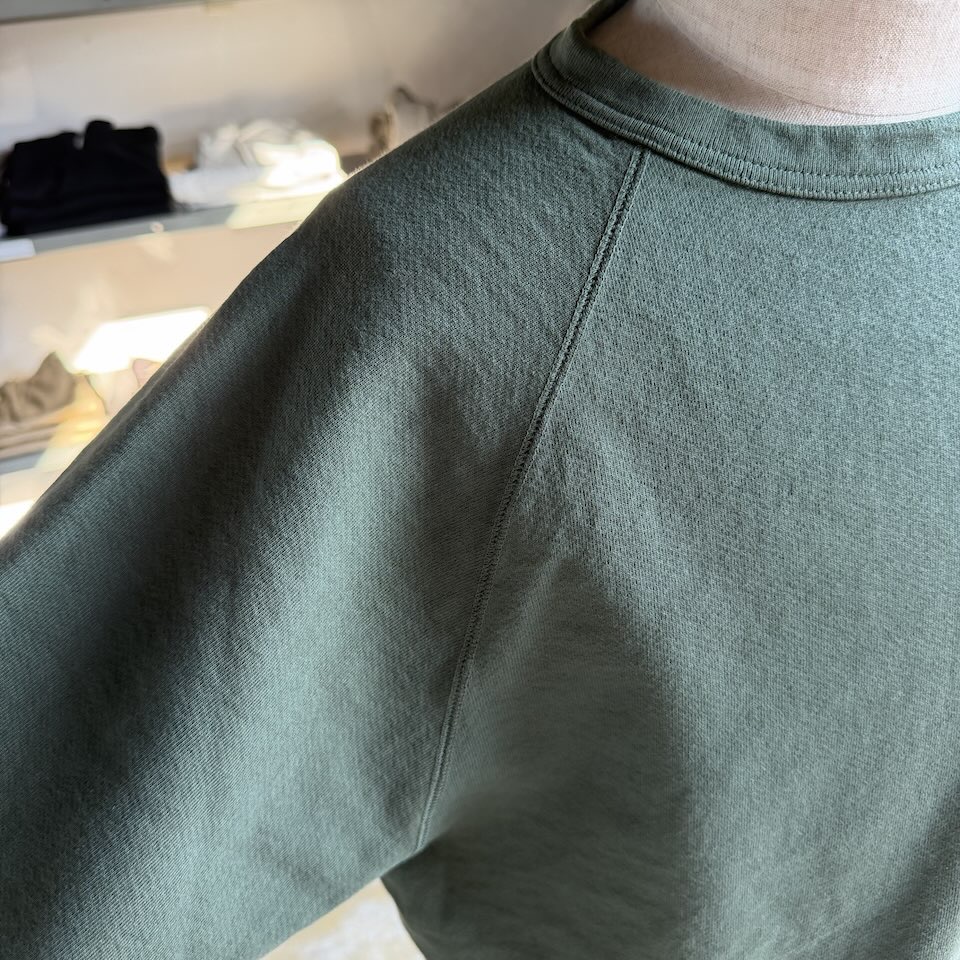 【Unisex】WALLA WALLA SPORT | ワラワラスポーツ 13oz Crew Sweat Shirt - OLD GREEN - 画像 (9)