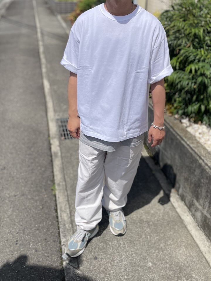 【Unisex】armi | アーミィ 『HARD MAN』Crewneck Big Tee - WHITE - 画像 (7)