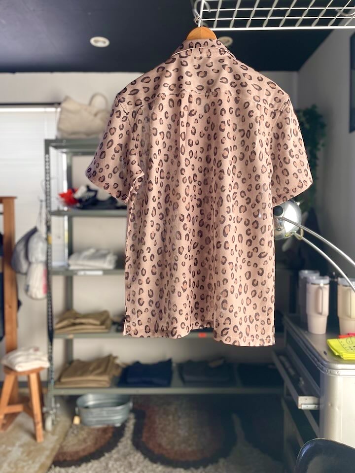 【Men's】BIG MIKE | ビッグマイク Mesh Leopard Open Slit S/S Shirts - SAND BEIGE - 画像 (14)
