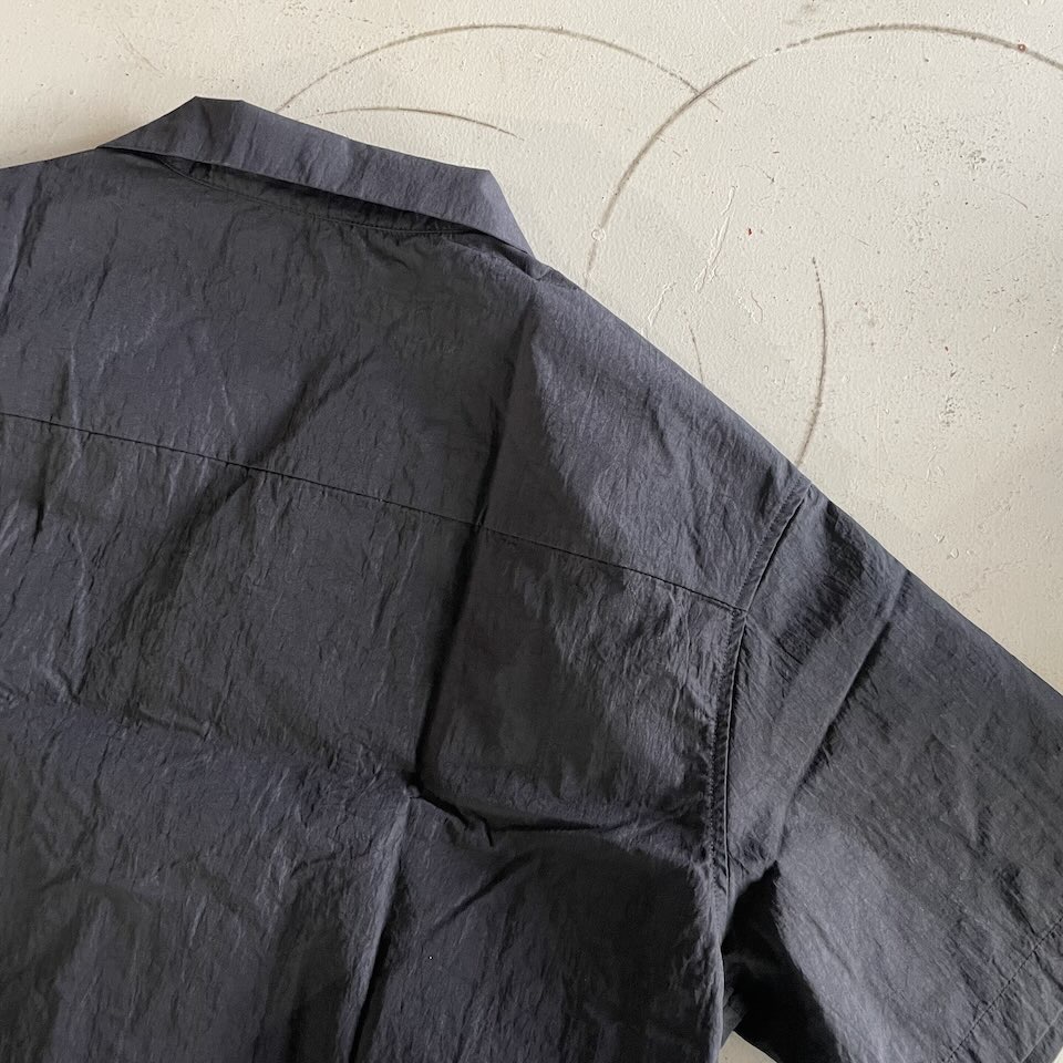 【Men's】Less by SHELTECH | シェルテック Open Collar Shirt - BLACK - 画像 (11)