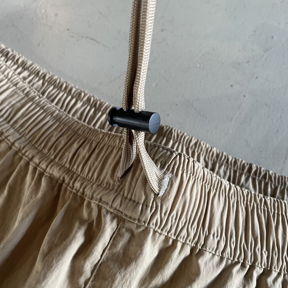 【Men's】Less by SHELTECH | シェルテック Jogger Pants - TAUPE - 画像 (11)