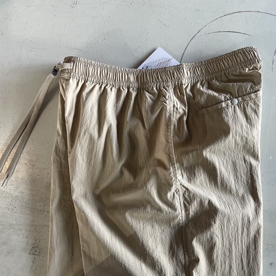 【Men's】Less by SHELTECH | シェルテック Jogger Pants - TAUPE - 画像 (9)