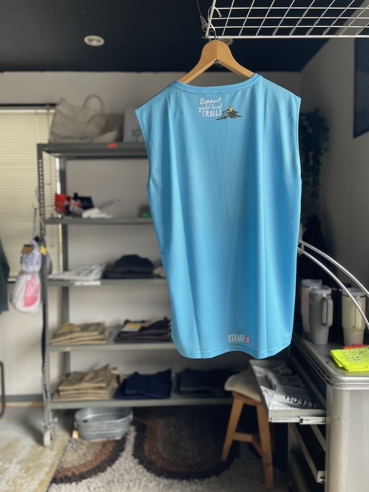 【Men's】STAMP RUN&CO | スタンプ ランアンドコー STAMP Daily Tank "Support Your Local Trails" - SAX BLUE - 画像 (12)