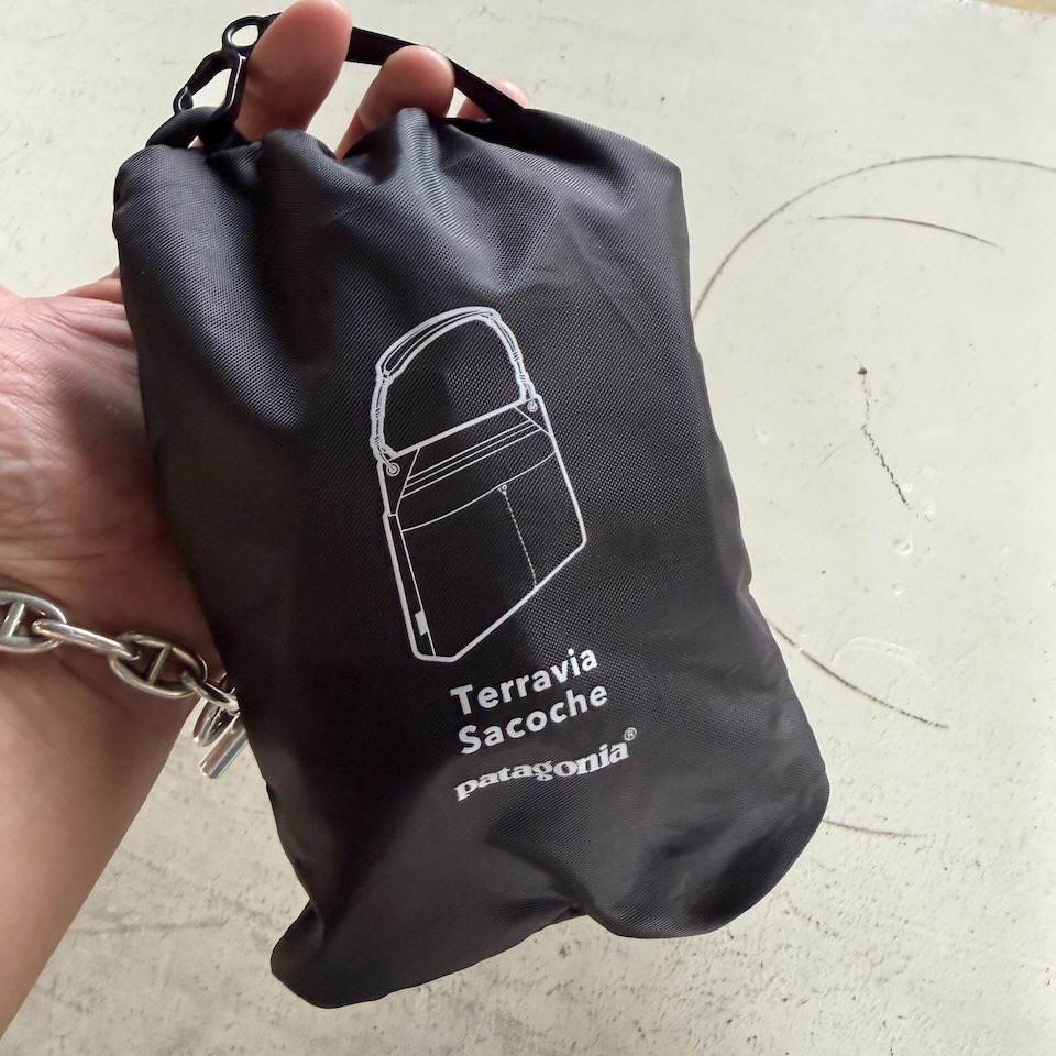 【Unisex】patagonia | パタゴニア Terravia Sacoche - BLACK - 画像 (12)