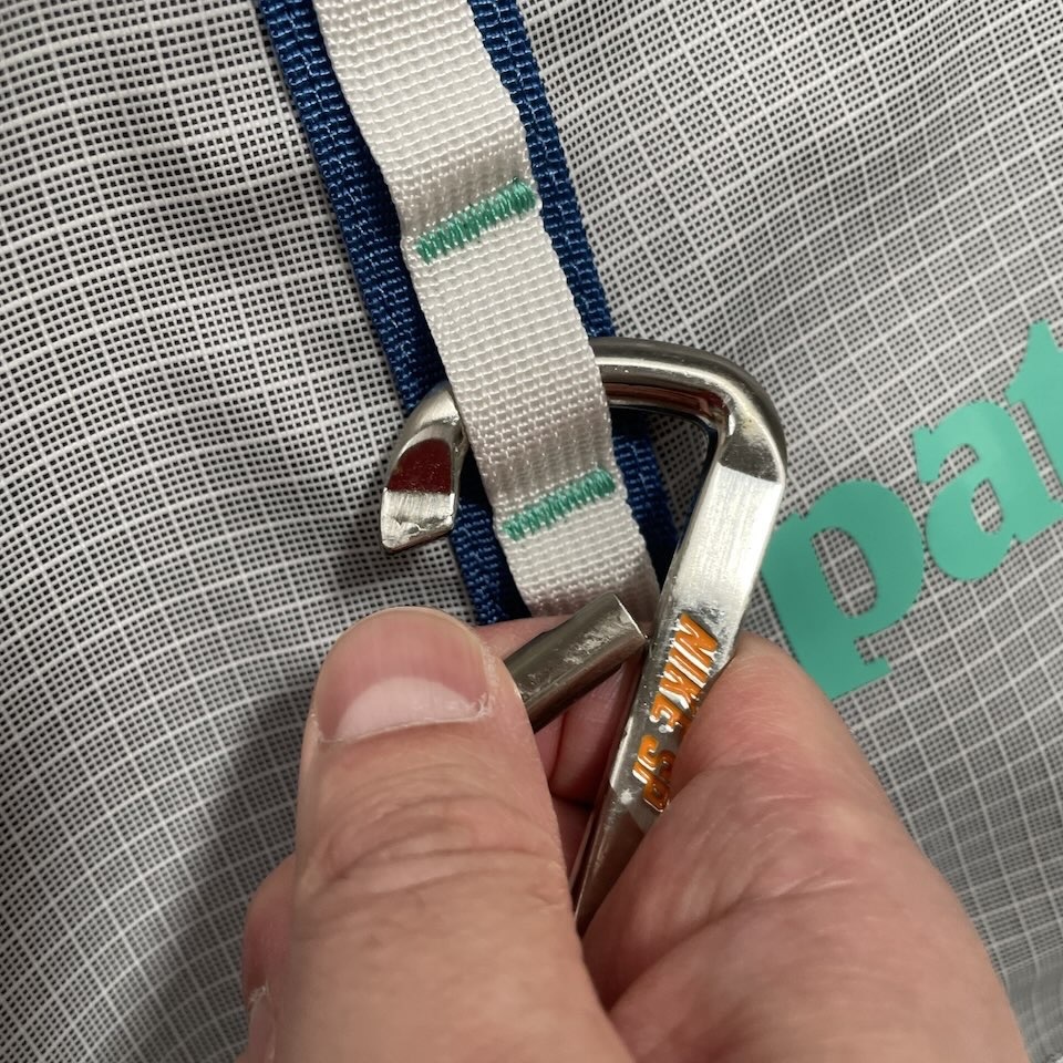 【Unisex】patagonia | パタゴニア Black Hole Tote 25L - BIRCH WHITE - 画像 (7)