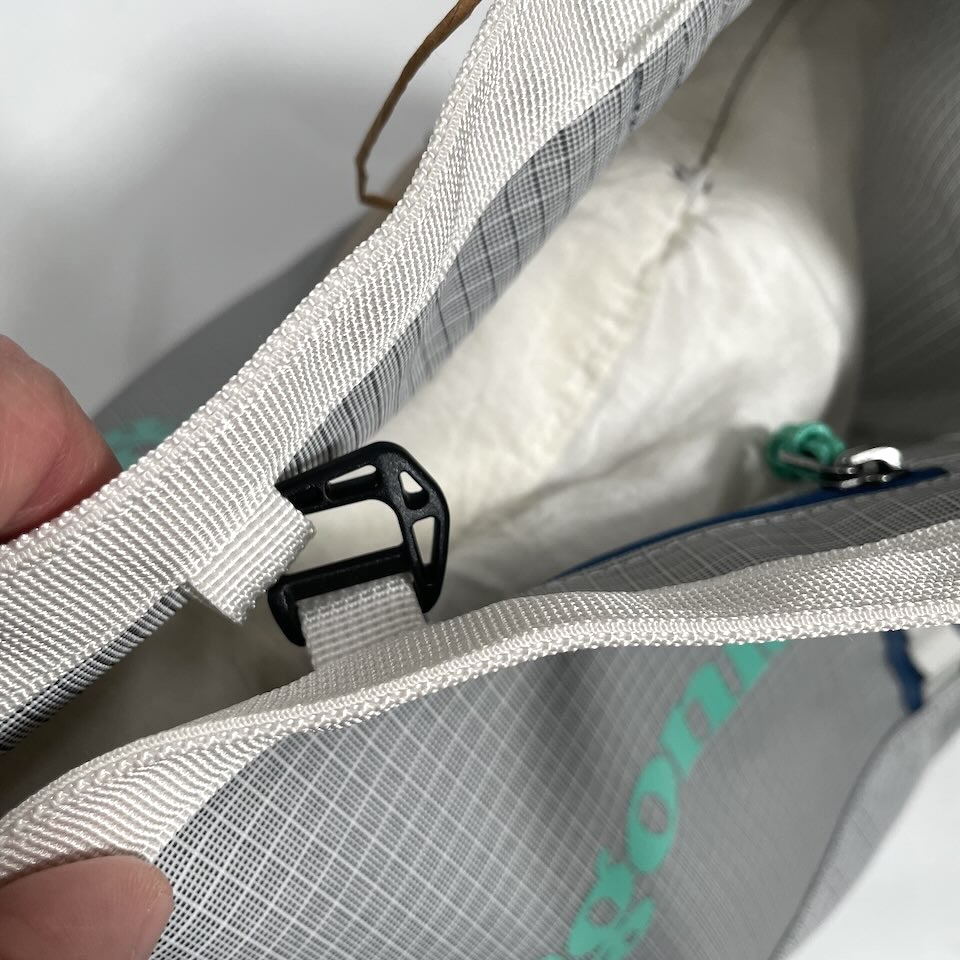 【Unisex】patagonia | パタゴニア Black Hole Tote 25L - BIRCH WHITE - 画像 (8)