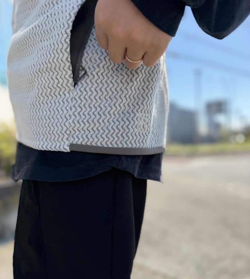 【Men's】patagonia | パタゴニア Men's R1 Air Vest - PELICAN - 画像 (4)