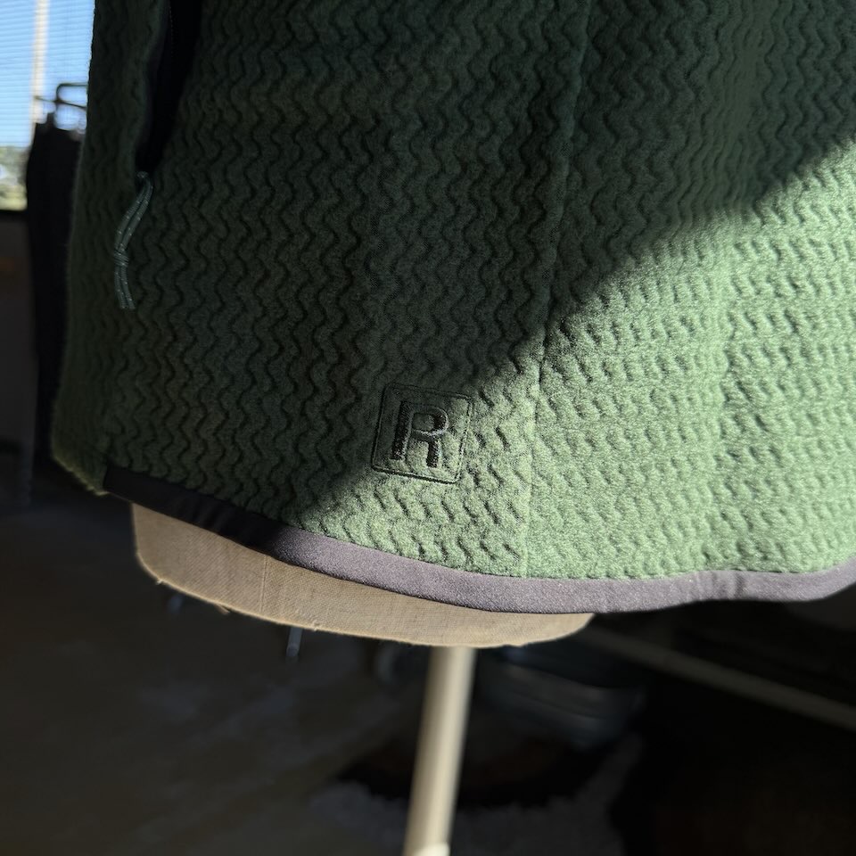 【Men's】patagonia | パタゴニア Men's R1 Air Vest - TREELINE GREEN - 画像 (11)